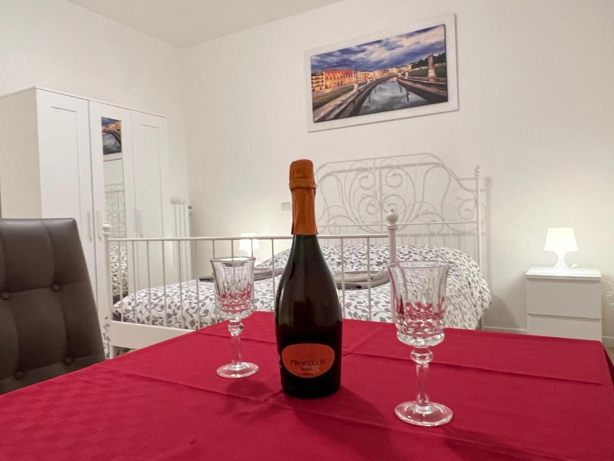 פאדובה Casa Roma Rooms& Apartmens מראה חיצוני תמונה