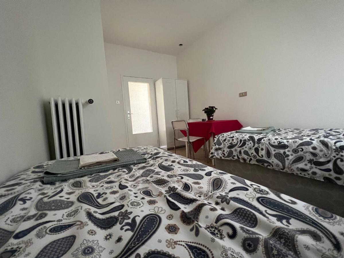 פאדובה Casa Roma Rooms& Apartmens מראה חיצוני תמונה